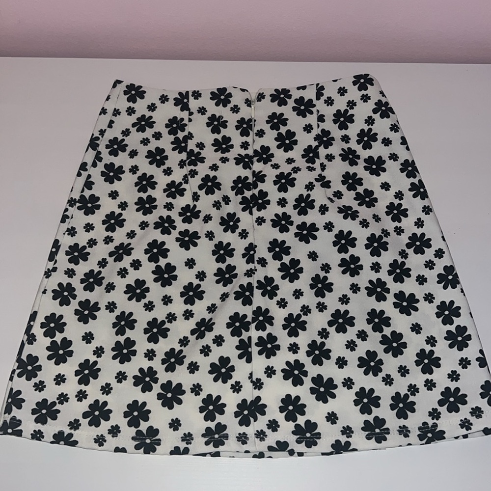 Altar’d State skirt New with out Tags - Picture 3 of 3